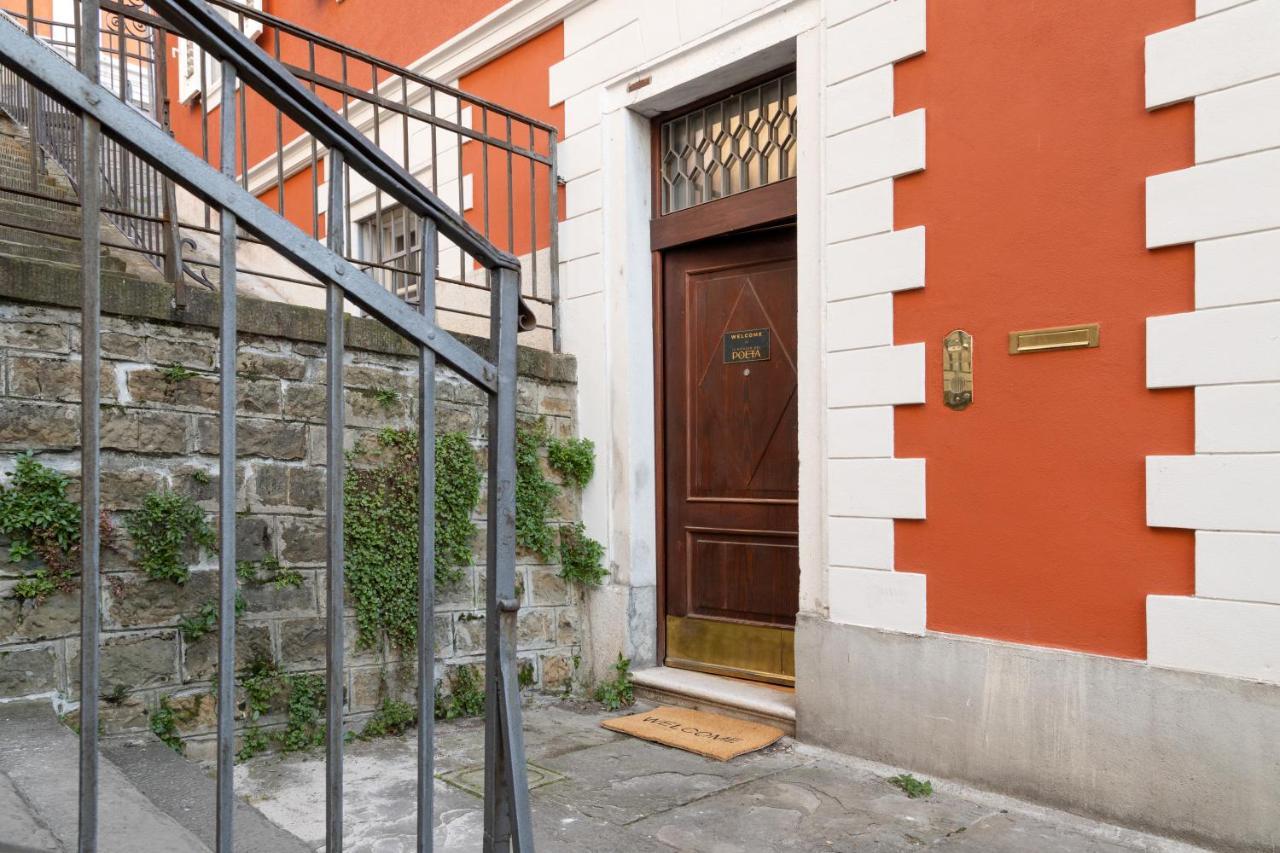 Zola, Charme E Vista Nel Cuore Di Triëst Buitenkant foto